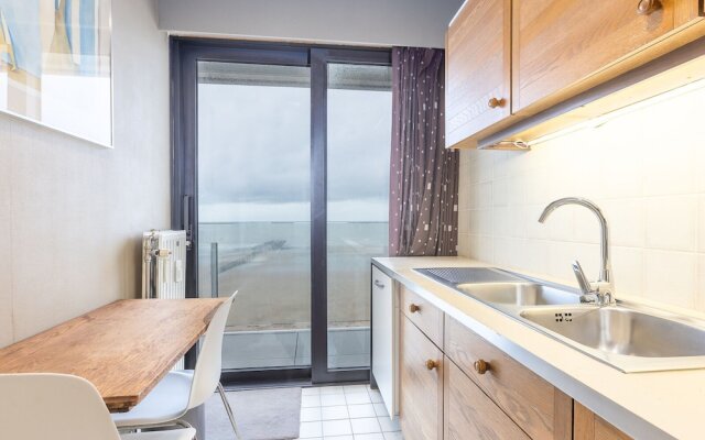 Apartment With a Nice Terrace