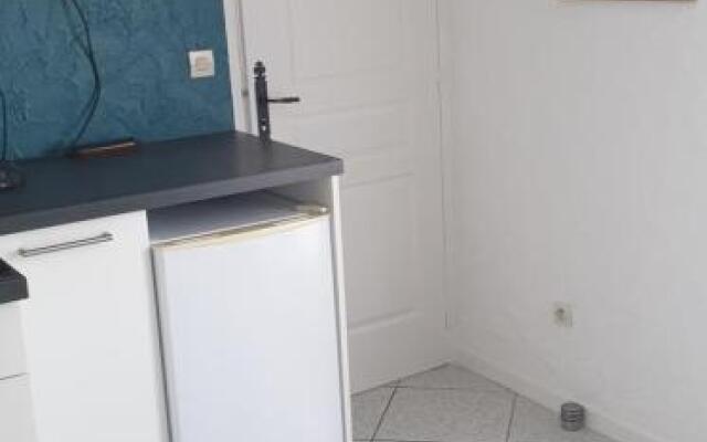 Studio indépendant dans maison individuelle