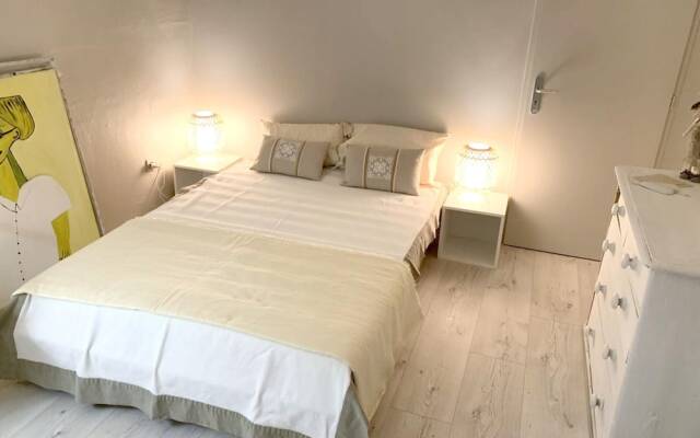 Villa with 4 Bedrooms in Lambesc, with Private Pool, Enclosed Garden And Wifi - 30 Km From the Beach
