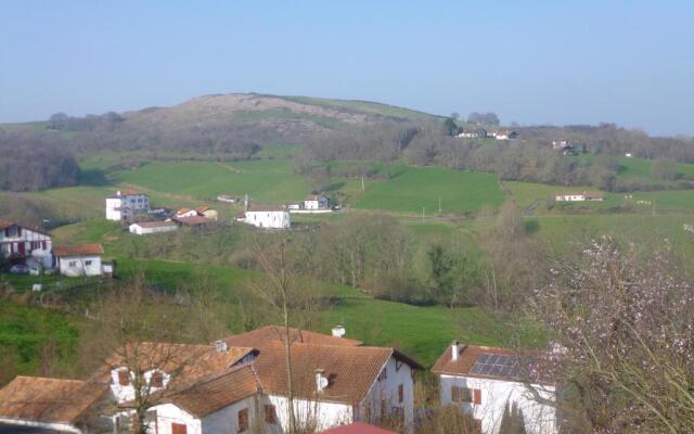 Appartement au coeur du pays basque : vue superbe