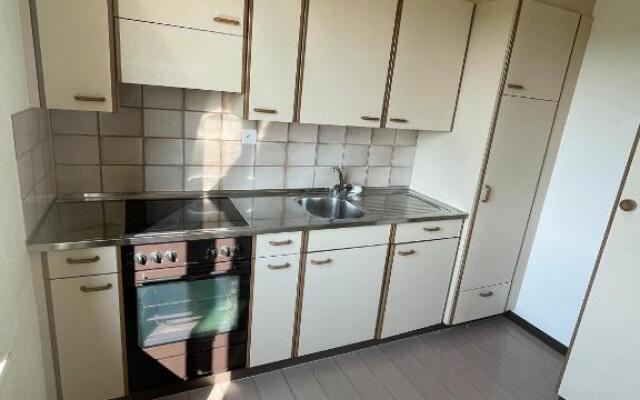 NEB-THUN LODGE`s Appartement 1 Hilterfingen Ringstrasse 6