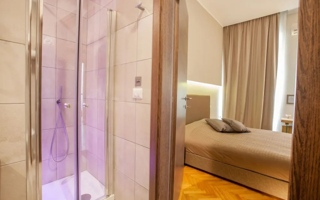 Deluxe Room Naples City Center