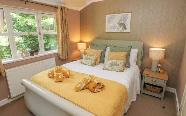 1 Hornbeam Lodge