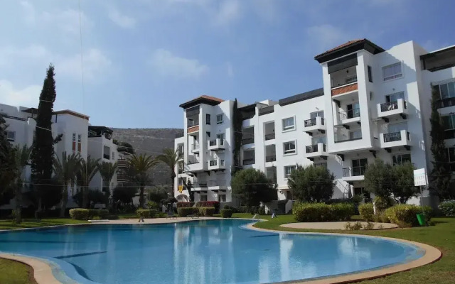 Spacious Apartment with amazing sea views T24316