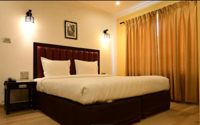 Candolim Suites