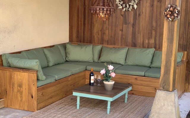 Pretty Holiday Home With Terrace, Garden, Barbecue, Veranda