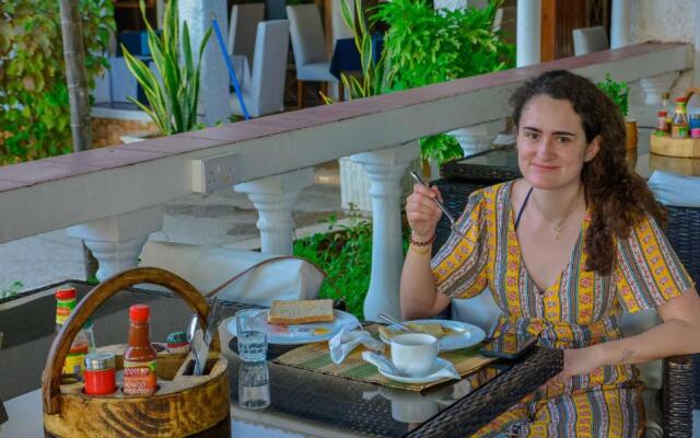 Best Western Jangwani Sea Breeze Hotel