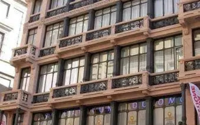 Glamour Apartments