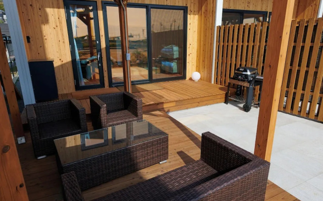 Rush Awaji - Seaside Holiday Home