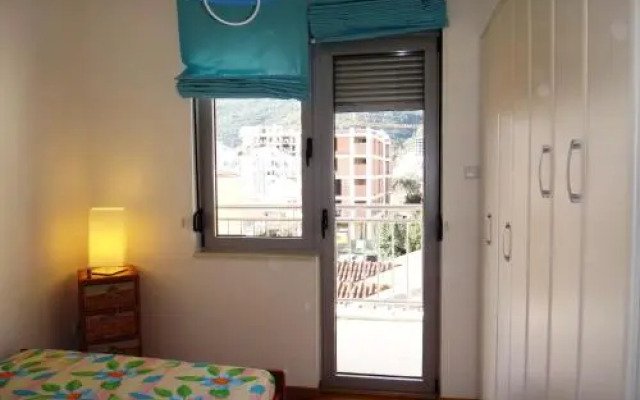 Apartment Mega