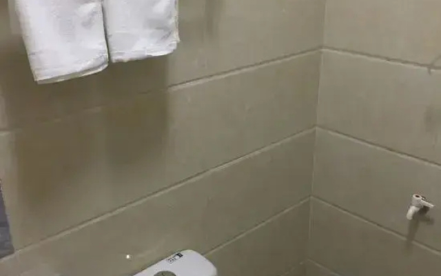 Qingdao Yiyuanju Hotel