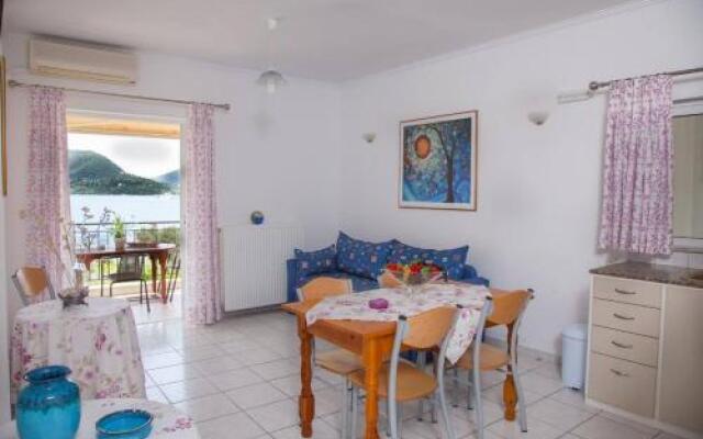 Dimosthenis Apartments