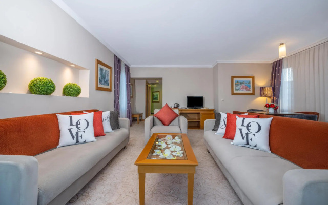 Selectum Family Resort Side
