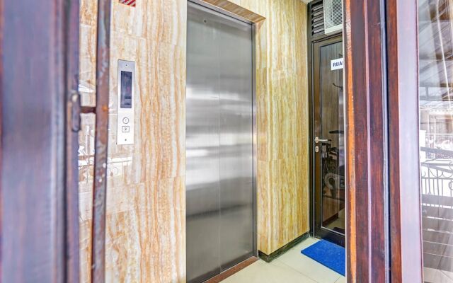 OYO Flagship 90899 Comfitel Siwalankerto