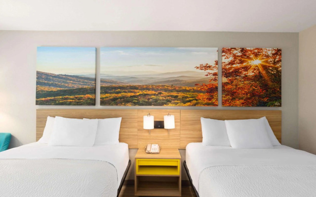 Days Inn by Wyndham Helen