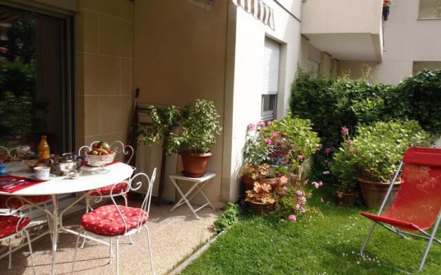 Bed and Breakfast Levallois 2