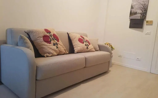 Olivia New Apt with - AC