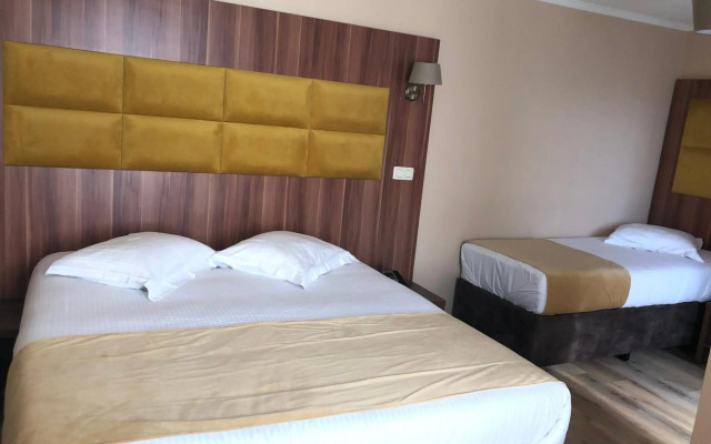 Sun Hotel