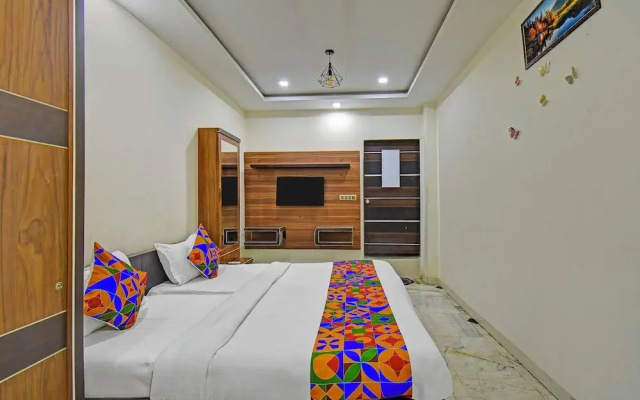 FabHotel Classic Square I