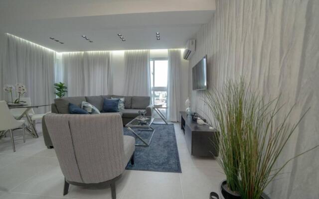 Downtown 1br Cozy Stylish Sleeps4wifigymjacuzzi D7