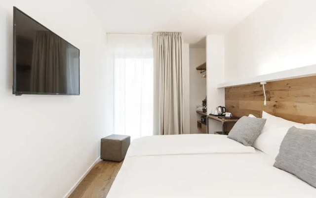 Alea Garda Lake Suite