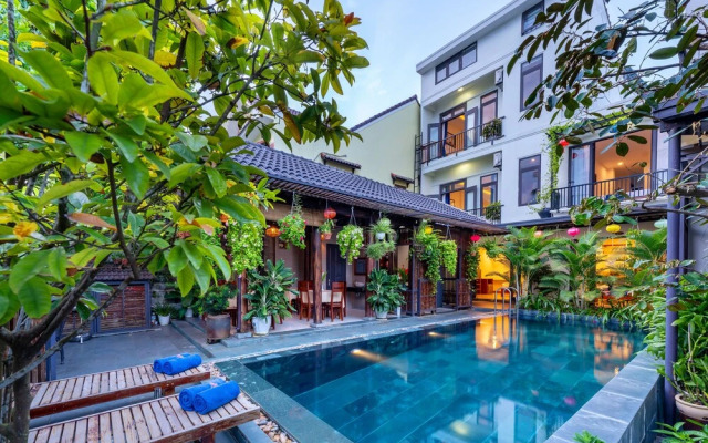 Sands River Hoi An Villa