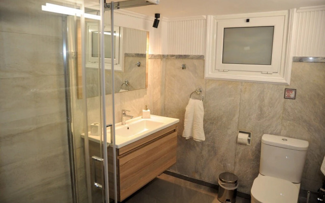 Spacious Apartment in Athens