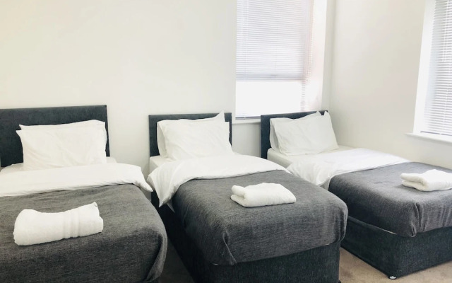 Showcase Apartments - Highcross House Apart Hotel