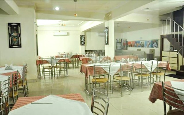 Hotel Daawat Palace