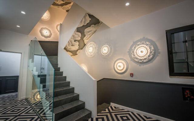 HOLM Boutique &Spa - IK Collection