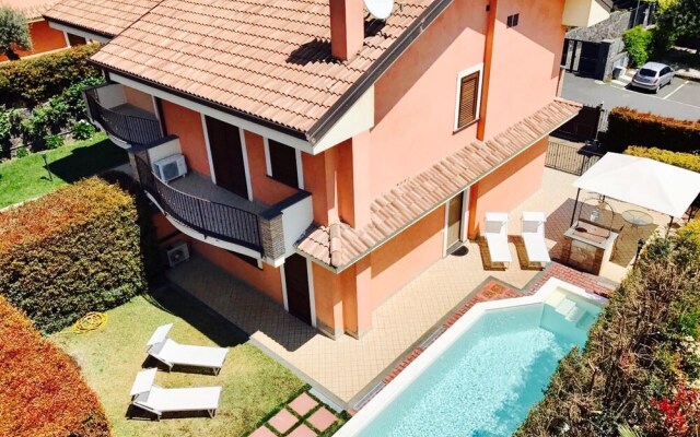 Villa il Pino - Typical Sicilian Style Villa With Private Pool