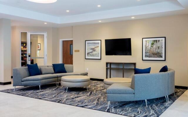 Candlewood Suites Miami Exec Airport - Kendall, an IHG Hotel