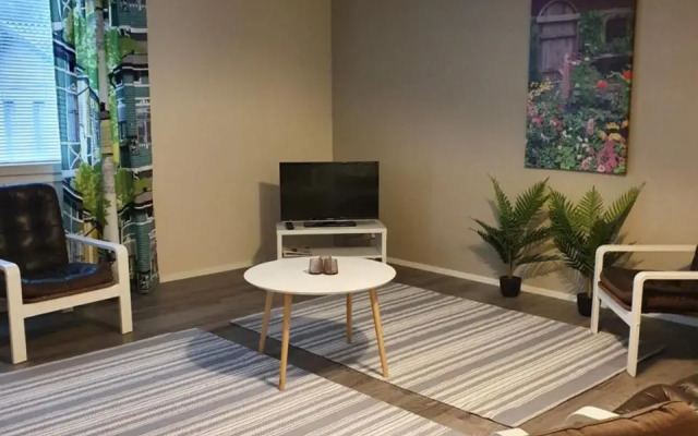 Jääskän Loma, Ratatie 3 asunto 1