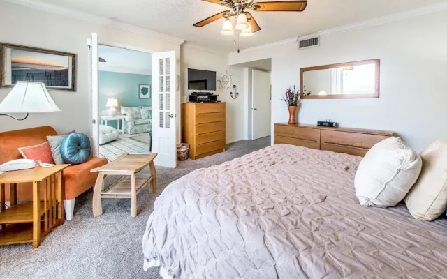 Shoreline Towers 3074 by RealJoy Vacations