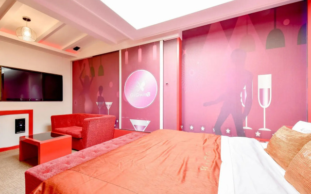 Thebay Hotel