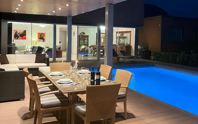 Villa Dolce Vita With Private Pool