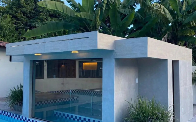 Duplex Família, 3 suítes, a 150m da Praia