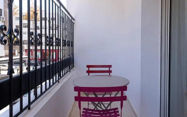 Luxury Two Bedrooms Apartment - Best Location