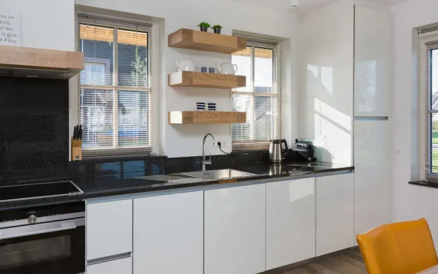 Stylish Villa by the Water