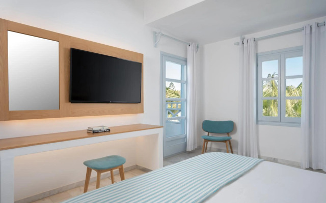 Santorini Kastelli Resort