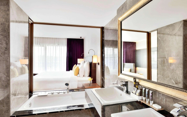 Novotel Imagica Khopoli Hotel – Guest Rooms – Sangadewadi