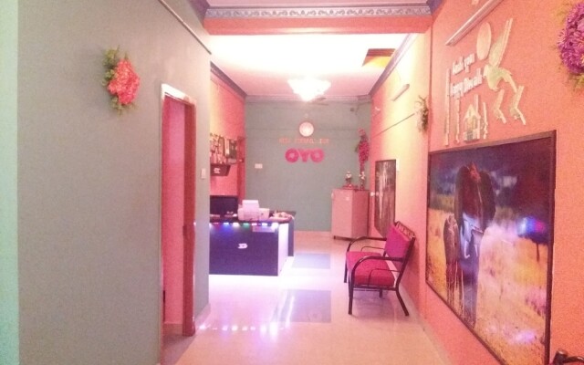 Oyo 18450 Puduvai Inn Guest House