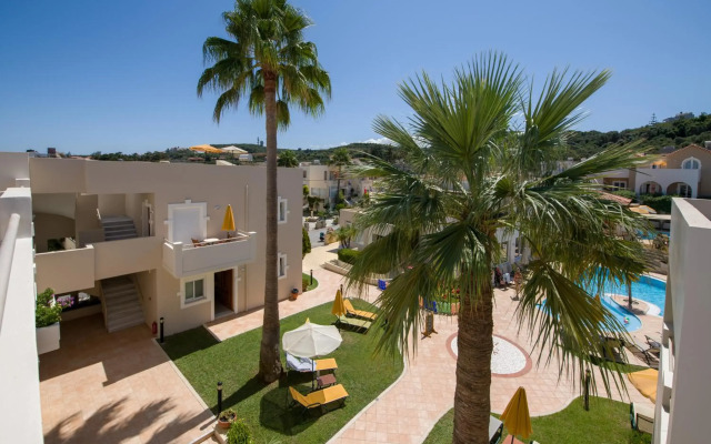 Toxo Hotel