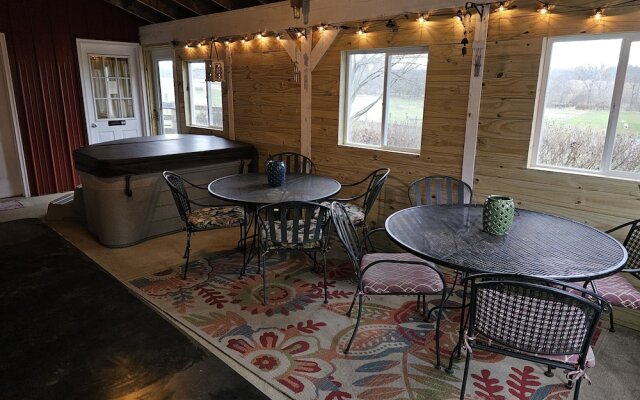 Heartland Country Resort & Lodge