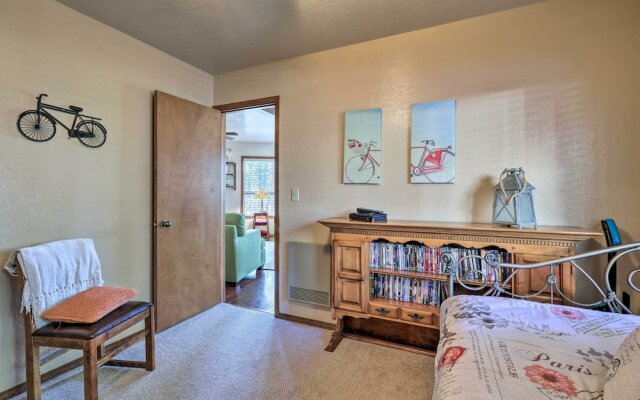 Pet-friendly Munds Park Retreat w/ Wraparound Deck