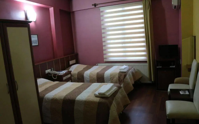 Yeni Hotel