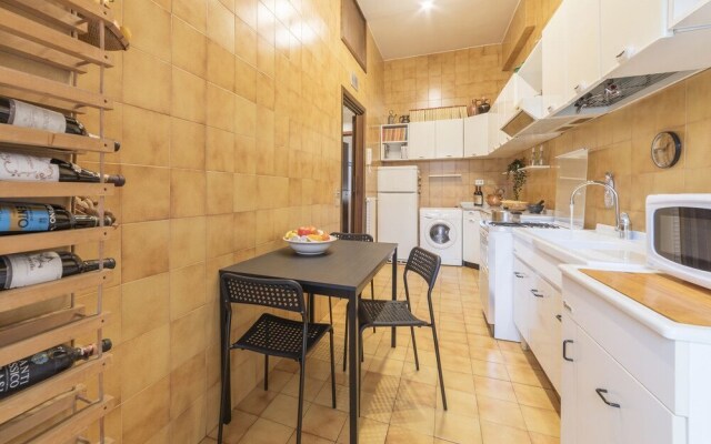 Elegant and Spacious 6 Guests Flat Near Vatican