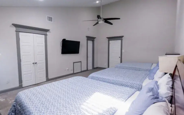 3Bdrm 3.5Bath 7Beds - NRG GRB MM-Park