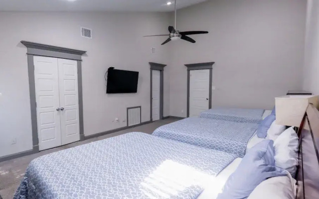 3Bdrm 3.5Bath 7Beds - NRG GRB MM-Park