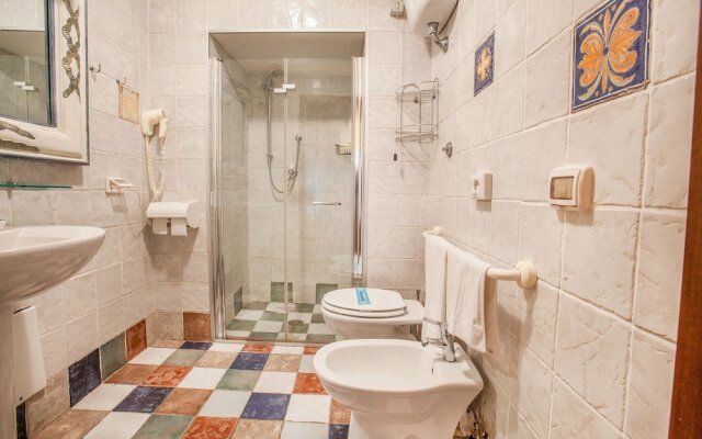 Double Triple Room in Naples City Center